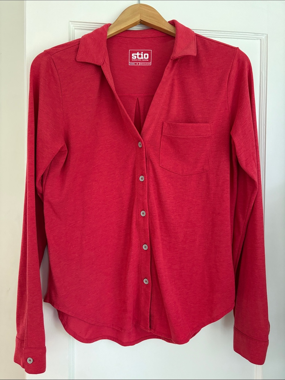 Stio button down activewear shirt, Sz S